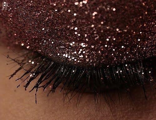 dark brown glitter eyeshadow