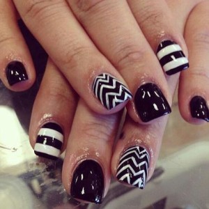 Black & White Nails