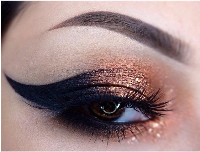 copper and black eyeshadow