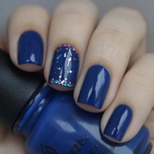 Blue Nails