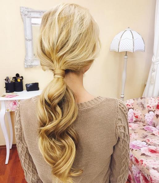 a beautiful ponytail